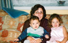 Sekiz saniyelik kaset kaydı ile 25 yıl sonra sesini geri kazandı
